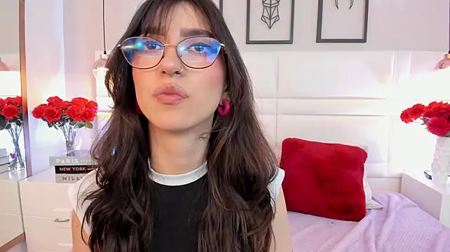 Zoey_kiss_