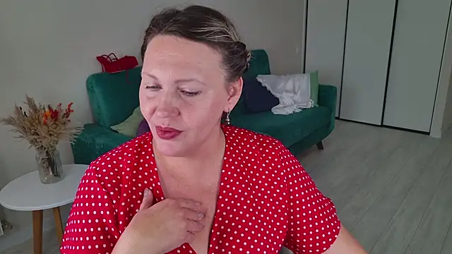 Nina_Weiss