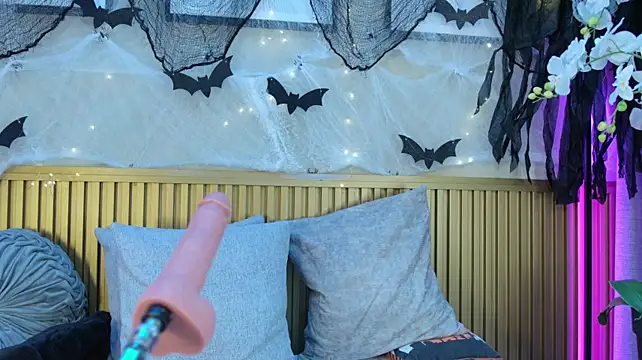 Yara_Fox_