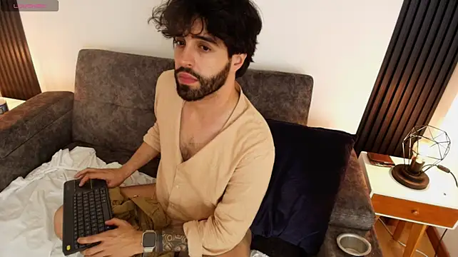 Aaron_Tate_