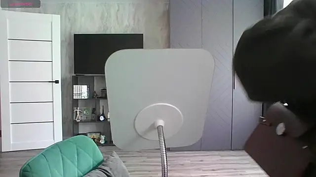 Annie_Cohn