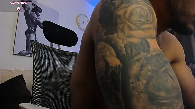 LiamReigns_