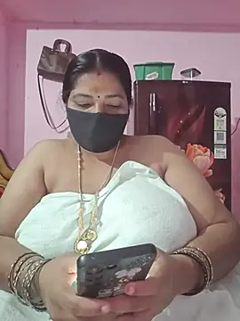 tamil_lathikaaa