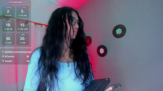 Raia_Martin