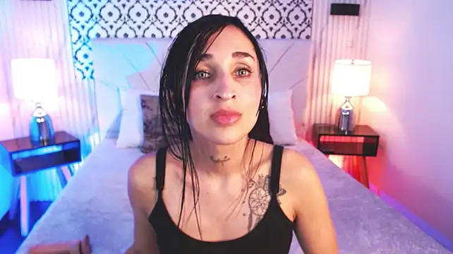 Chloe__Brm