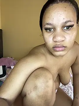 SexxyAsHellly
