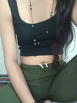 Hot_Riya_999 shaved masturbation cam