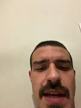 Ivis1999 live cam on StripChat