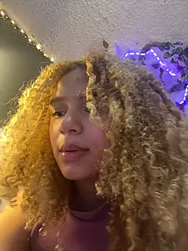 Esperanza_Gomez1
