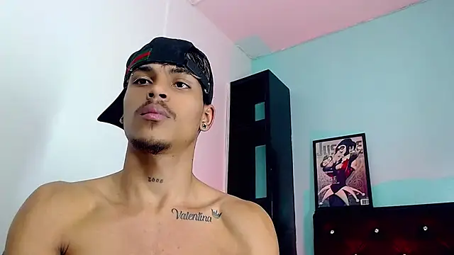 angel_foxc13 (M twink) - happy happy Angel