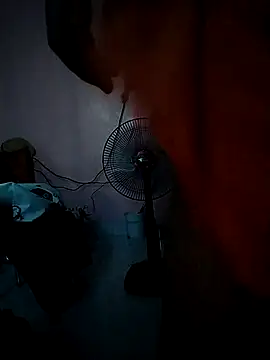 JerryJen11 live cam on StripChat