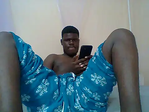 Taller_dark live cam on StripChat