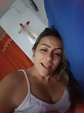 maynor_1998 (F milf) - squirt 💦💦💦