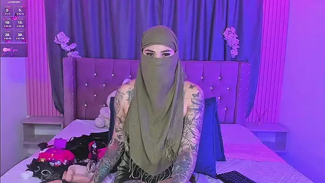 Nayla-Mouna