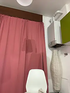 x_elena_x live cam on StripChat
