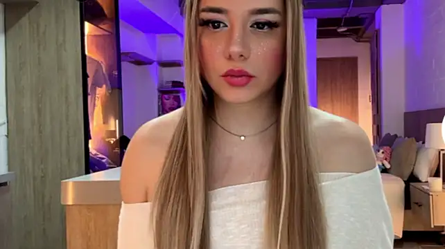 Modèle: Isa_Pallmer