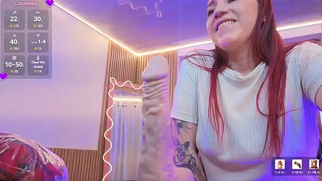 ANNE_TAY1