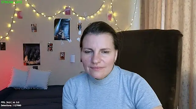 Mirabelle_Velvet