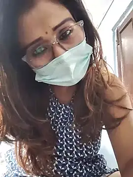 hot_laxmi2