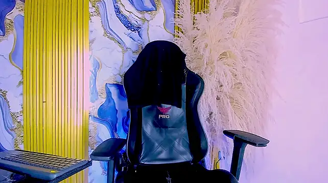 NIO X KLOUDS（NIO_KLOUDS_）