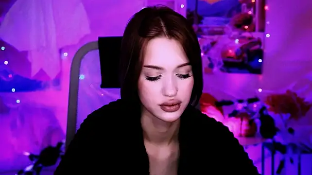 AngelaHolmes