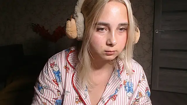 DolphinDreams