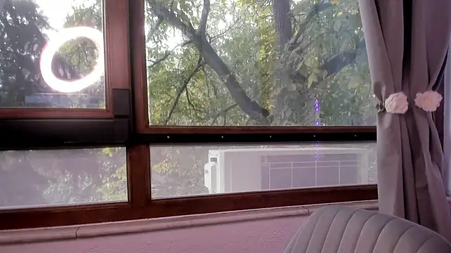 elina_skyy