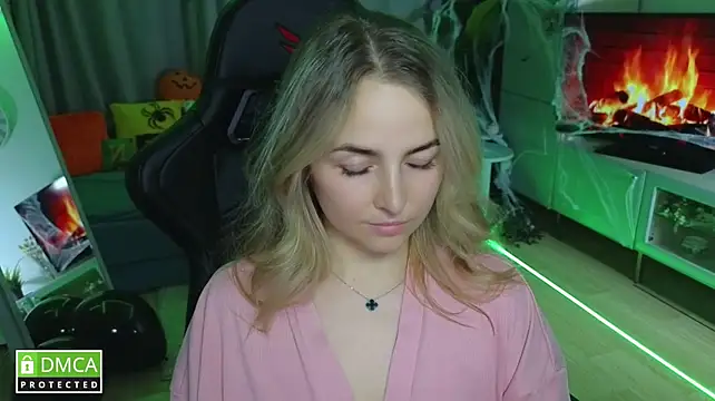 Mira_Mermayd webcam