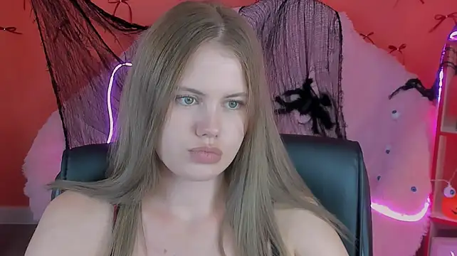 LanaWey live cam on StripChat