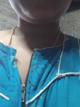 Tamilhot_nithiya live cam on StripChat