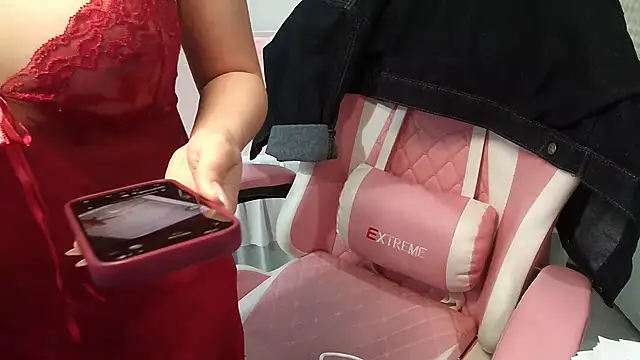 Ori-Yannie live cam on StripChat