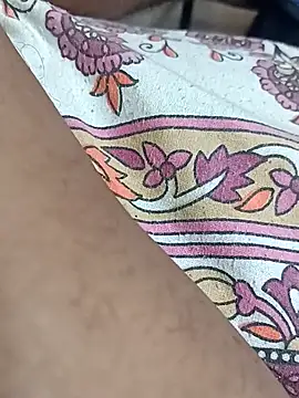 Indianshine live cam on StripChat