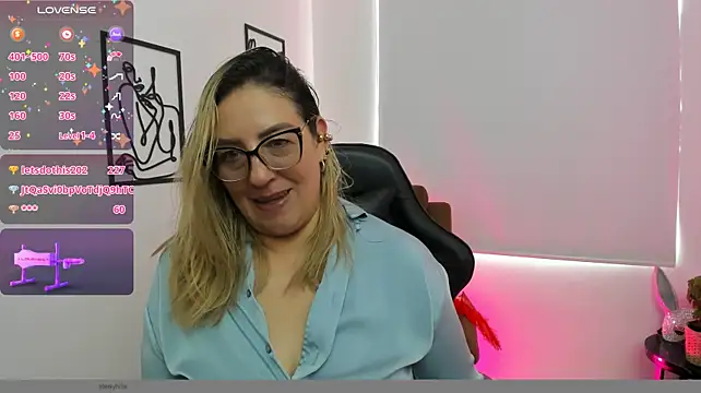 steisyhills live cam on StripChat