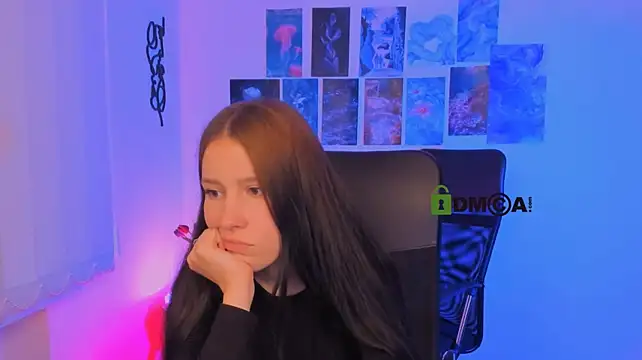 helena_so_shyy