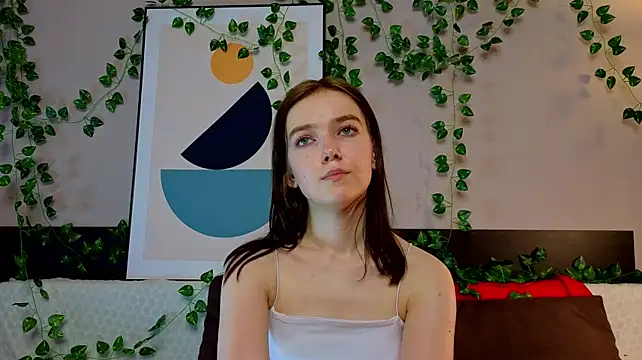 NylaVeyne