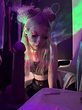 MollyMonroe666