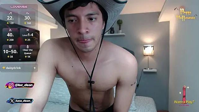 luca_dean live cam on StripChat