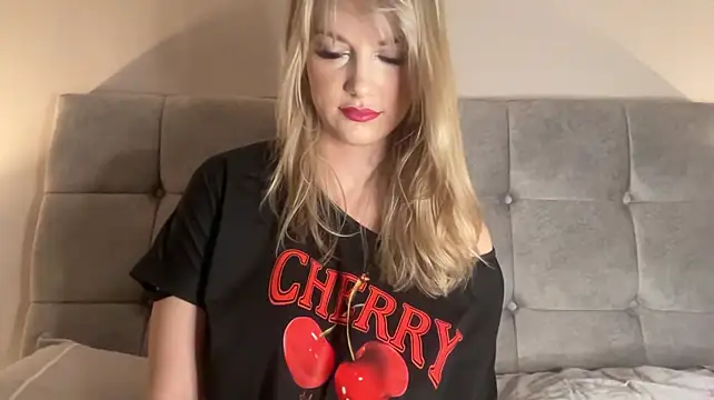 LustfulLuna_