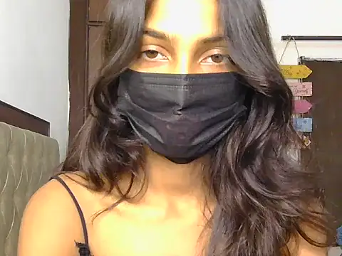 Samikashaaa live cam on StripChat