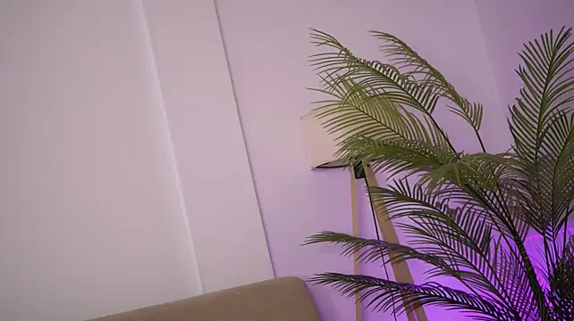 DeborahLowe live cam on StripChat