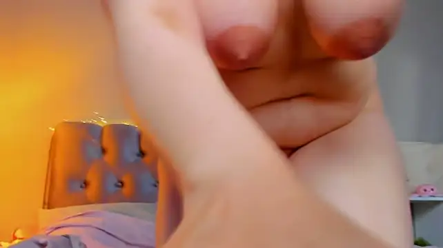 AlbaLimory live cam on StripChat