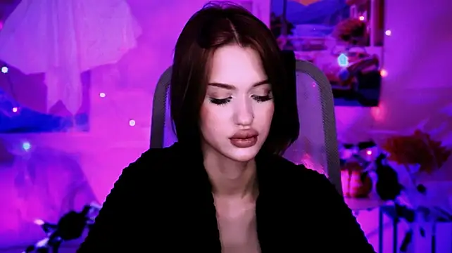 AngelaHolmes