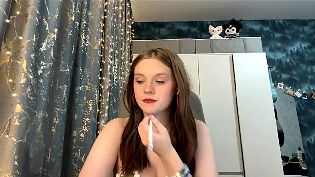 Angelika_Reinik live cam on StripChat