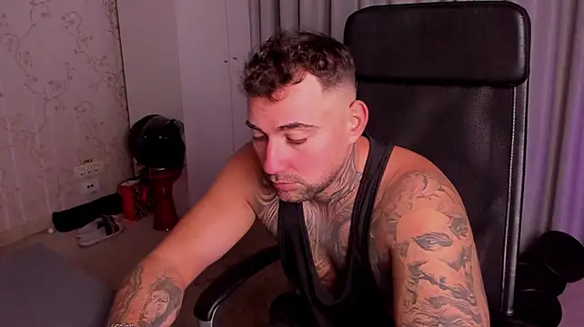 DuncanStone live cam on StripChat