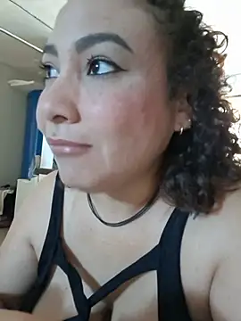 juliramirez (F milf) - Touch my pussy slowly