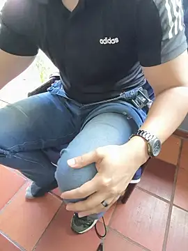 jacson_w8 on Stripchat