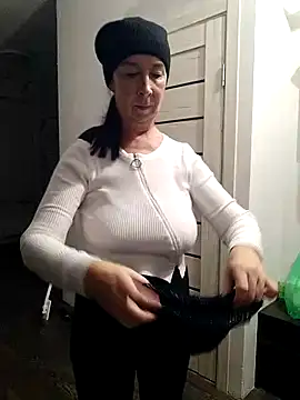 celine_faer1 (F mature) - 🔥Topless dance🔥