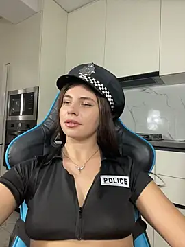 CurlyLara live sex cam