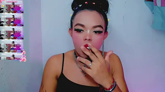 KayleighDreams_ live cam on StripChat