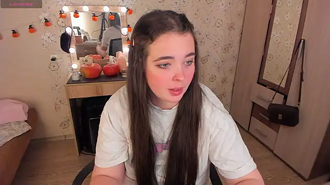 Alice_next_door webcam